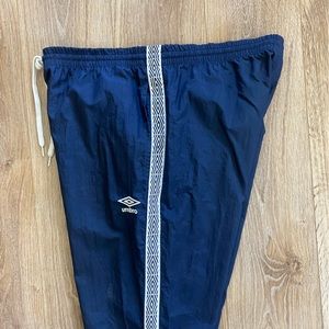 Umbro Nylon Track Pants L